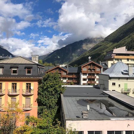 Superbe Studio Refait A Neuf Et Tout Equipe Avec Parking Chamonix Dış mekan fotoğraf