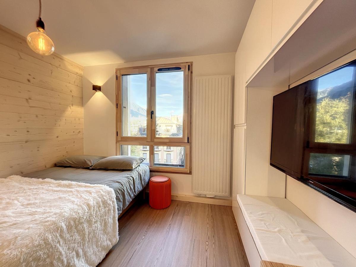 Superbe Studio Refait A Neuf Et Tout Equipe Avec Parking Chamonix Dış mekan fotoğraf