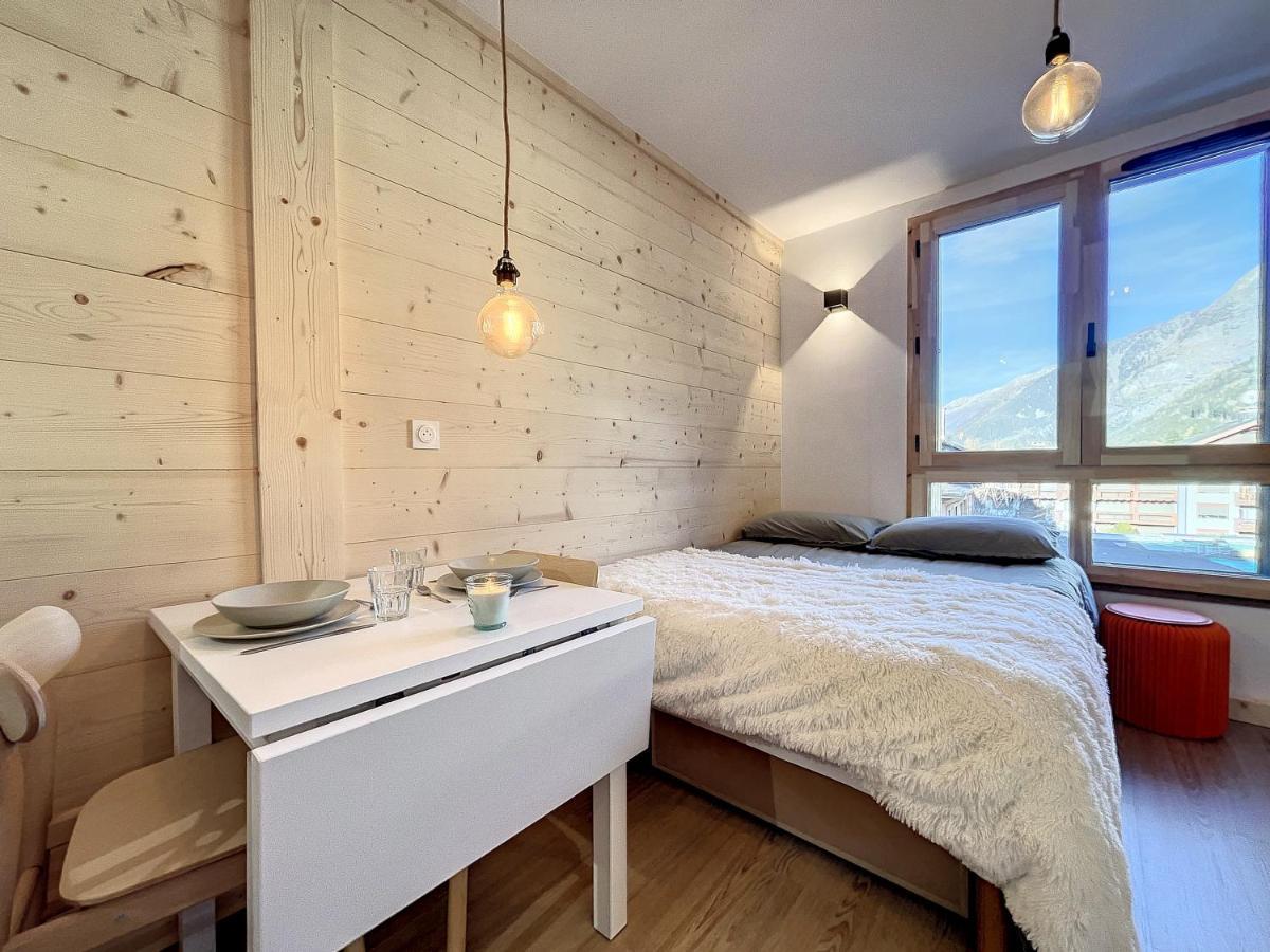 Superbe Studio Refait A Neuf Et Tout Equipe Avec Parking Chamonix Dış mekan fotoğraf