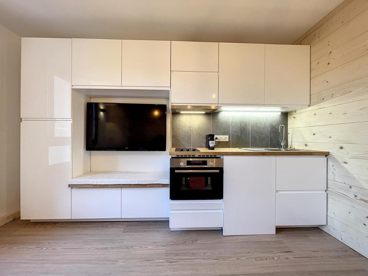 Superbe Studio Refait A Neuf Et Tout Equipe Avec Parking Chamonix Dış mekan fotoğraf